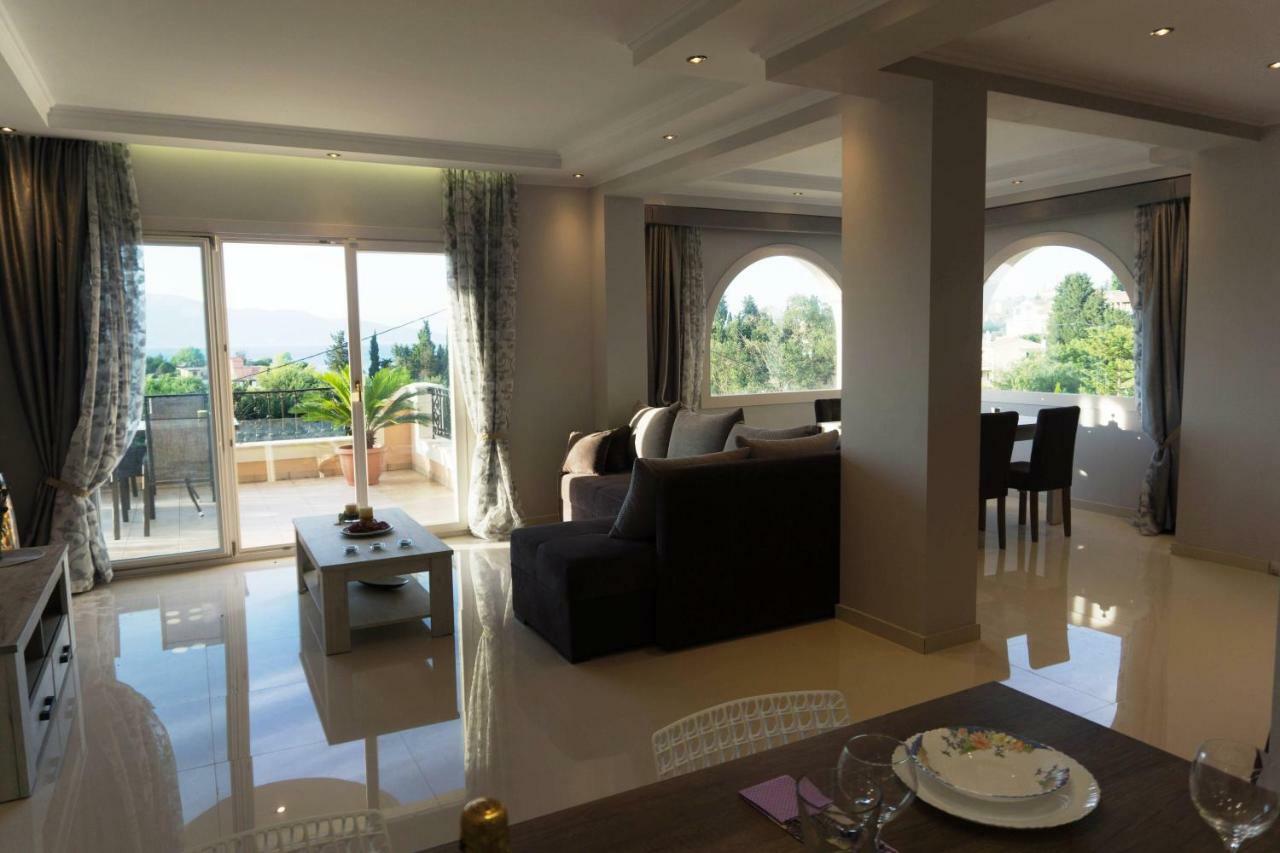 Sunshine 3 With Sea View