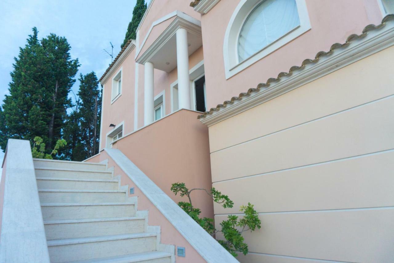 Sunshine 3 With Sea View